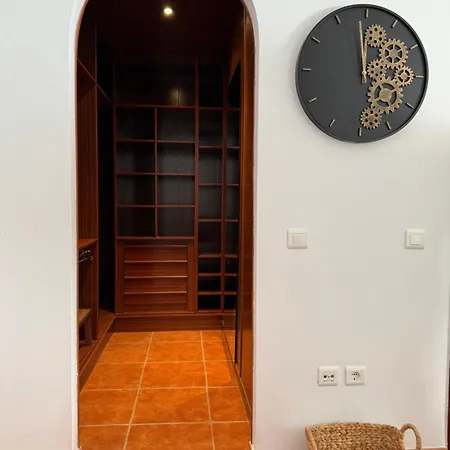 801 * Estepona